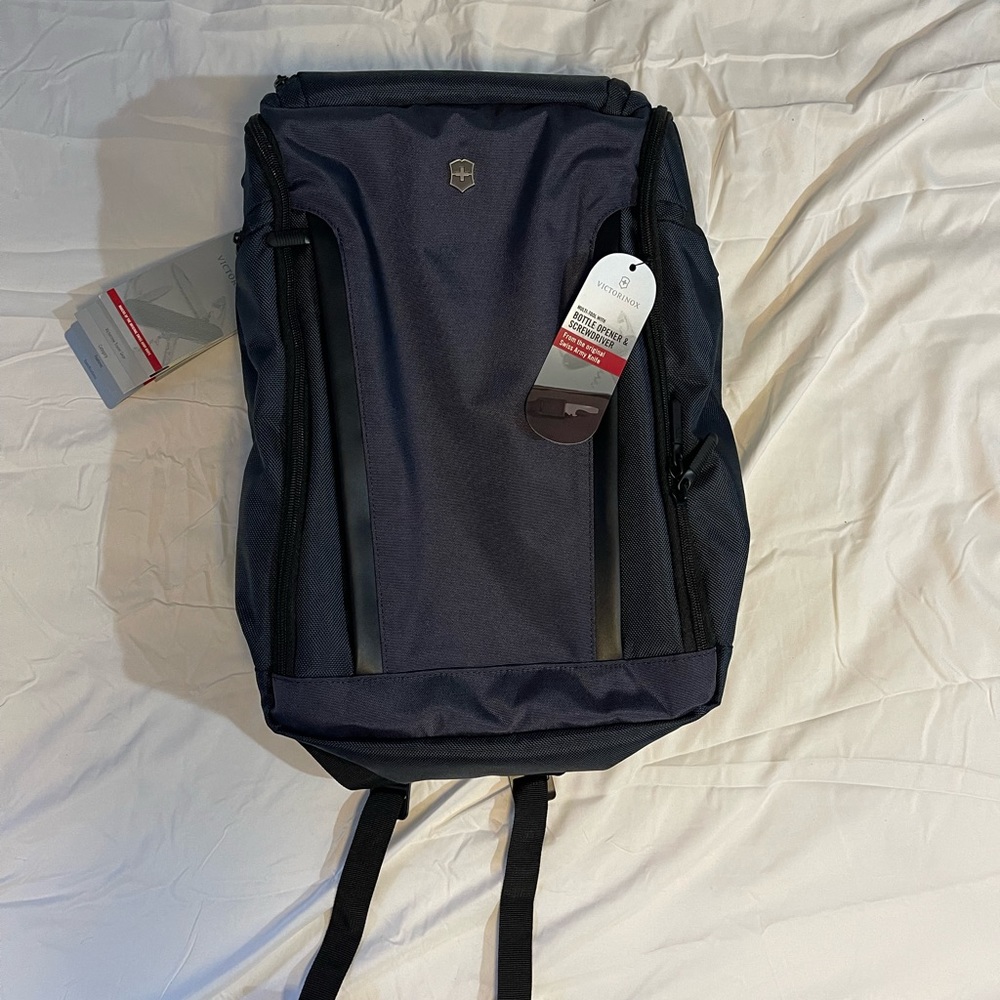 Victorinox Swiss army backpack with bottle opener.Brand new.